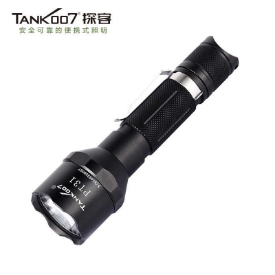 TANK007進口LED夜騎露營戰(zhàn)術(shù)防身水安全錘超亮遠射手電筒PT31探客