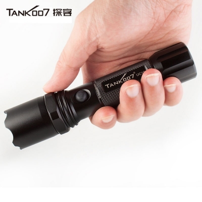 tank007新款UC19超遠(yuǎn)射大功率遠(yuǎn)程戶外狩獵執(zhí)勤，執(zhí)法，巡邏直充手電筒